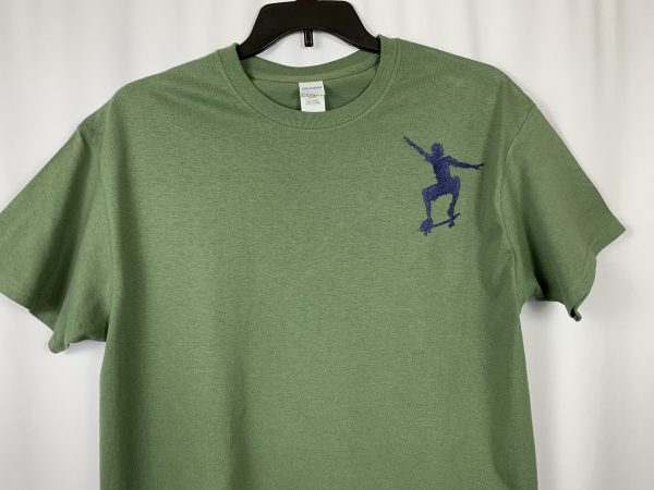 Embroidered skateboarder Tee shirt - Image 5