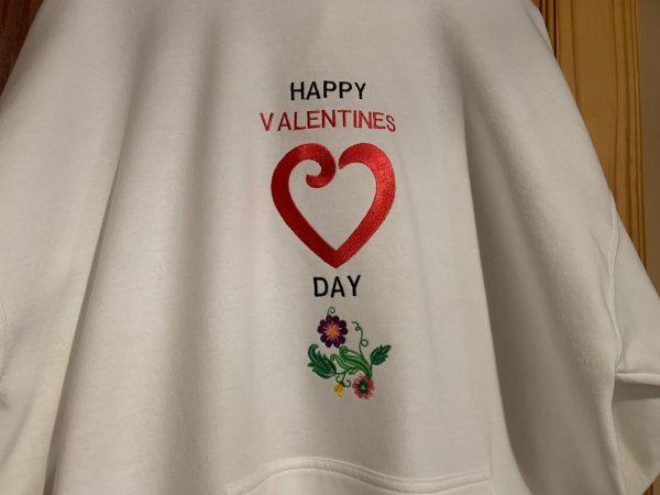 White Hoodie(Heart And Flower) - Image 5